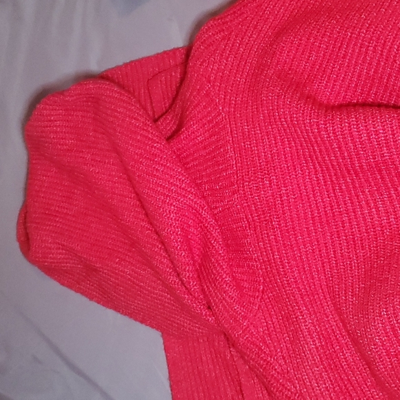 Old Navy Sweater - Picture 6 of 6